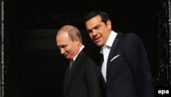 Президент России Владимир Путин и премьер-министр Греции Алексис Ципрас