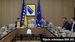 Sjednica Vijeća ministara BiH u Sarajevu, 22. 4. 2025. na kojoj se glasalo da se dug prema Viaductu isplati iz dobiti Centralne banke BiH