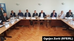 Razgovor opozicije i vlasti na FPN-u u Beogradu