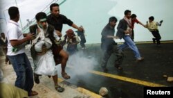Sukob policije i demonstranata u Jemenu