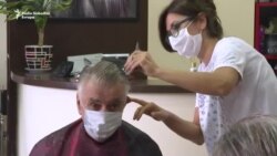 Ponovo na frizuru i kozmetički tretman Ponovo na frizuru i kozmetički tretman