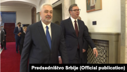 Zdravko Krivokapić, crnogorski premijer, i Aleksandar Vučić, srpski predsjednik, prilikom susreta u Beogradu 3. novembra 2021.