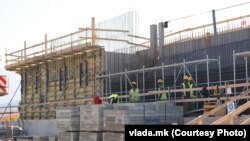 Владина делегација беше на увид во градежните работи на изградба на автопатот Гостивар-Букојчани, 28.10.2024