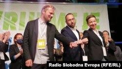 Tomislav Tomašević sa dogradonačelnicima iz koalicije "Možemo" Lukom Korlaetom i Danijelom Dolanec u izbornom štabu nakon objavljivanja rezultata u Zagrebu, 30. svibanj