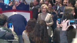 Клінтон проголосувала на виборчій дільниці в Нью-Йорку (відео)