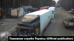 რუსული ტანკები სენკოვკას გამშვებ პუნქტზე.