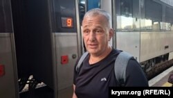 Фрилансер Крым.Реалии Владислав Есипенко на вокзале в Киеве, 1 августа 2025 года