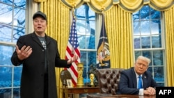 Predsjednik SAD-a Donald Trump i milijarder Elon Musk u Ovalnom uredu u Bijeloj kući.