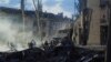 რუსეთის სარაკეტო შეტევის შედეგად განადგურებული სახლი კიევში. 2025 წლის 24 აპრილი