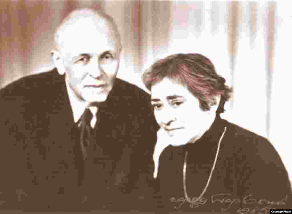 Андрей Сахаров и Елена Боннэр в Горьком, 1985