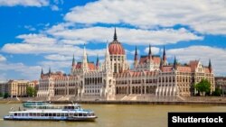 Zgrada mađarskog parlamenta, Budimpešta (fotoarhiv)