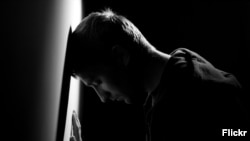 Stručnjaci ističu da bi se znatno smanjio pesimizam Bosanaca i Hercegovaca kada bi došlo do pozitivnih pomaka u društvu.