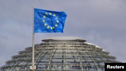 Zastava EU ispred sedišta Bundestaga