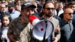 Лицом к событию. Сегодня - Ереван, завтра - Москва?  Лицом к событию. Сегодня - Ереван, завтра - Москва?