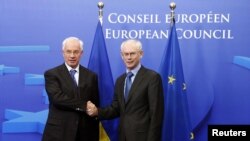 Микола Азаров та Герман Ван Ромпей, Брюссель, 13 жовтня 2010 року