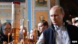 Владимир Путин в Спасо-Преображенском Валаамском монастыре преподобных Сергия и Германа, июль 2016 года