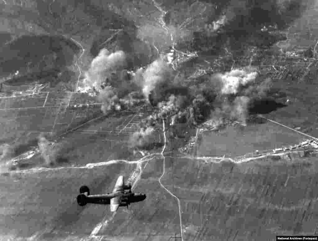 Румынская нефть была критически важна для военной машины Германии.  