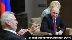 Владимир Путин и Милош Земан в Сочи. 21 ноября