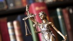 Razgovor advokata i optuženog: Razgovor advokata i optuženog: