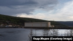 ГЭС на реке Вилюй у города Светлый. Фото: Марина Сычева