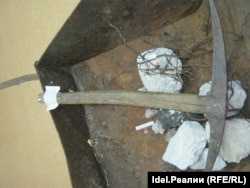 Артефакты лагерного труда и быта заключенных на выставке "Эхо прошлого"