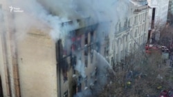 Пожежа в центрі Одеси. Горить училище – відео з дрона Пожежа в центрі Одеси. Горить училище – відео з дрона