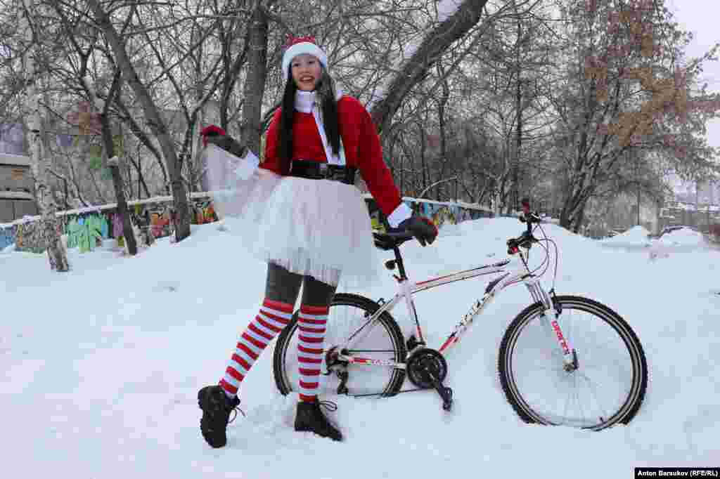 Мороз и снег — не препятствие для передвижения на велосипеде, считают активисты. То, что крутя педали, можно замерзнуть или получить обморожение, не более, чем обывательский миф. Наоборот, главное, не одеваться слишком тепло. Велосипедисту зимой, за счет активной физической работы, гораздо теплее, пешеходу.