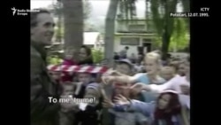 Ratko Mladić u Potočarima 12. juli