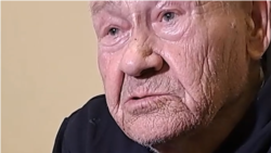 88-річний Іван Якович пішки вийшов з окупованого Очеретиного
з одним рюкзаком та пенсійним посвідченням 88-річний Іван Якович пішки вийшов з окупованого Очеретиного
з одним рюкзаком та пенсійним посвідченням