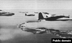 Японские самолеты над Филиппинами, 1942