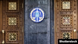 Чотирьох суддів Окружного адміністративного суду Києва викликали до Генеральної прокуратури для вручення підозри та на допит 2 серпня