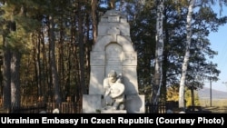 Українські могили в Чехії. Автор проекту Михайло Бринський