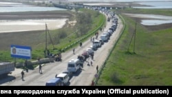 Черга на КПВВ «Чонгар», 29 квітня 2017