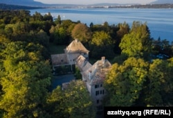 ფართობი: მთლიანი ტერიტორია: 28,700 კვადრატული მეტრი; ძირითადი შენობა: 890 კვადრატული მეტრი; 1.5 ჰექტარი მიწა მცირე ისტორიული კოტეჯით