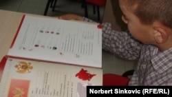 Nastava na crnogorskom u mestu Lovćenac