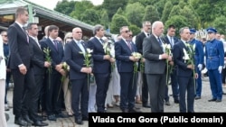 Crnogorska delegacja na čelu sa Ervinom Ibrahimovićem u Srebrenici
