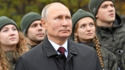 Лицом к событию. И новый Октябрь впереди?  Лицом к событию. И новый Октябрь впереди?