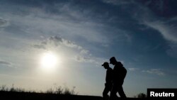 Migranti u blizini granice Srbije i Hrvatske, ilustracija