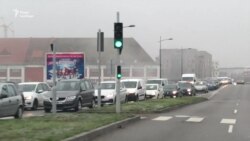 Черги на кордоні Німеччини й Франції після стрілянини в Страсбурзі – відео Радіо Свобода Черги на кордоні Німеччини й Франції після стрілянини в Страсбурзі – відео Радіо Свобода