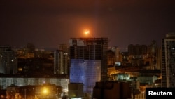 «На лівому березі столиці по ворожих БпЛА працюють сили ППО», повідомив Кличко