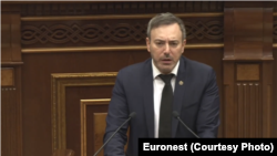 „[გაკვეთილი, თუ] როგორ უნდა დაუახლოო ქვეყანა ოკუპანტს ისე, რომ ეს არ თქვა“, - სერგეი ლაგოდინსკი საქართველოზე.