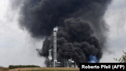 У Chempark працює кілька великих хімічних компаній, включаючи Bayer та Lanxess