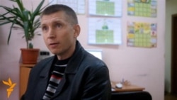 Конкурент сина Азарова розповідає, які в окрузі підкуповують виборців Конкурент сина Азарова розповідає, які в окрузі підкуповують виборців