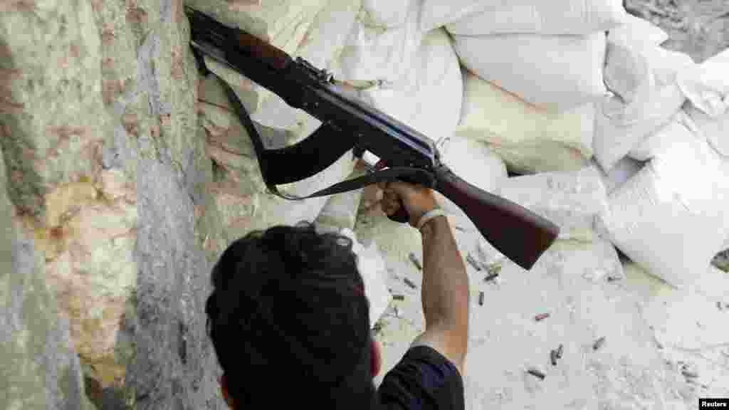 Sirija - Aleppo, 15. august 2012. Foto: Reuters / Goran Tomašević 