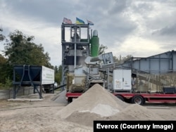 Një impiant për procesimin e betonit në Ukrainë.