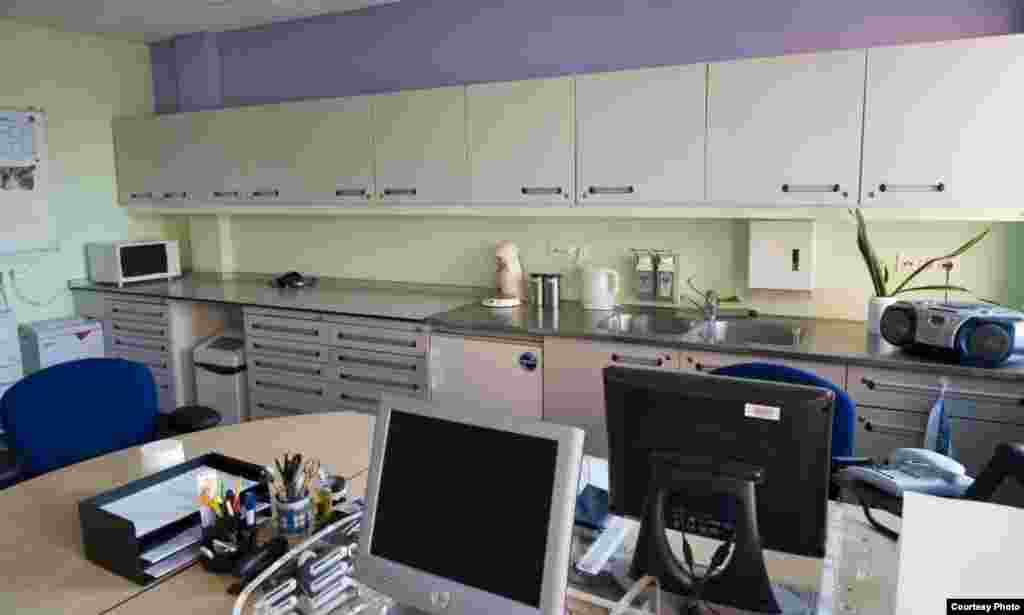 Комп’ютерами можна користуватися для підготовки лінії свого захисту, але вихід в інтернет не передбачений.