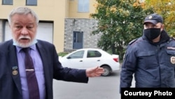 Задержание Анатолия Разумова. Фото: Наталья Дёмина