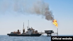 Іранський танкер біля завантажувального терміналу в Перській затоці, архівне фото