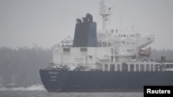 ბრალდების მხარე დამამძიმებელ გარემოებებში ჩადენილ დანაშაულზე საუბრობს და ბრალდებულებისთვის 2.5 წლით თავისუფლების აღკვეთას ითხოვს.