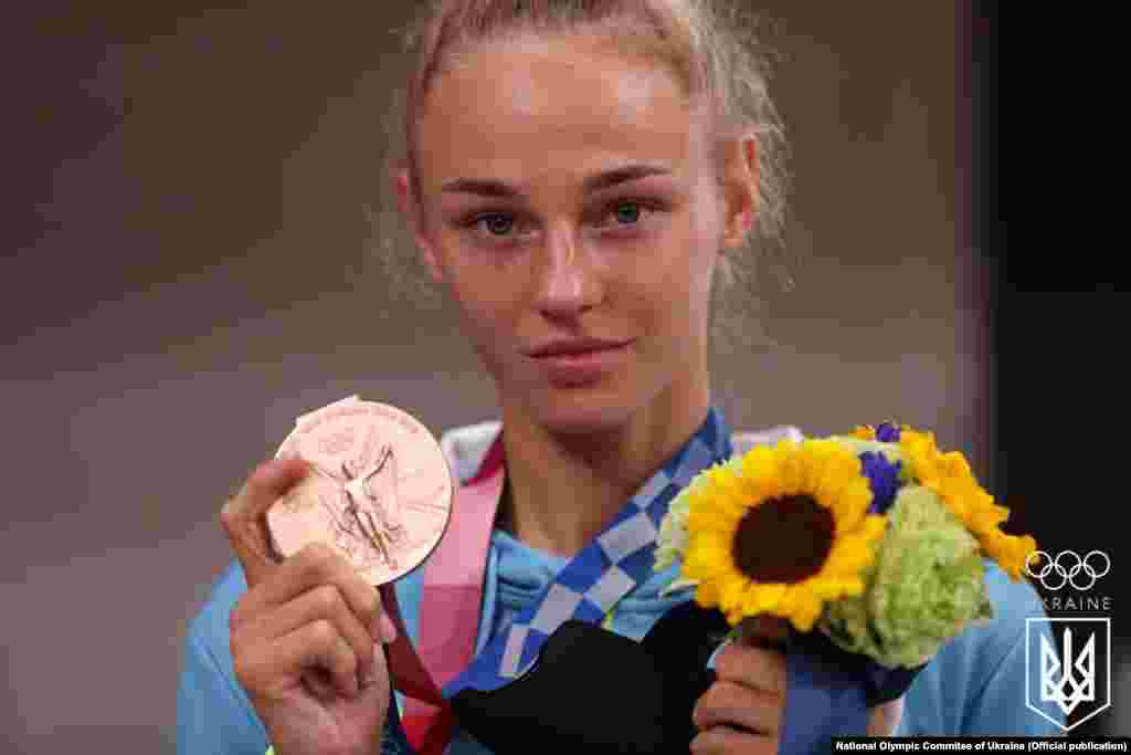 Історична «бронза». 20-річна дзюдоїстка Дар'я Білодід виборола першу медель для збірної України на Олімпійських іграх у Токіо. Також це перша олімпійська медаль в історії української жіночої збірною з дзюдо. Фото від 24 липня. БІЛЬШЕ ПРО ЦЕ У ПУБЛІКАЦІЇ